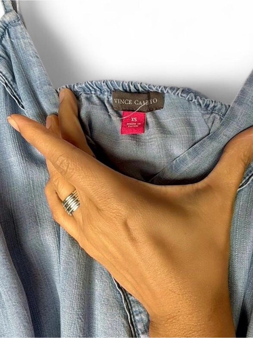 Vince Camuto Light Wash Denim Jumpsuit.Size XS. Roomy and very comfy, super soft - Picture 4 of 6